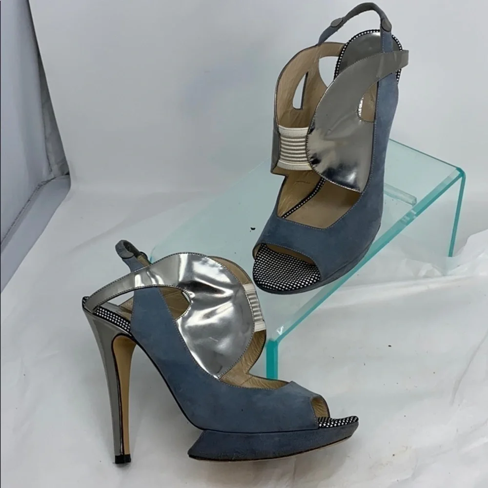 Nicholas Kirkwood 38.5 Gray Silver Suede Heels